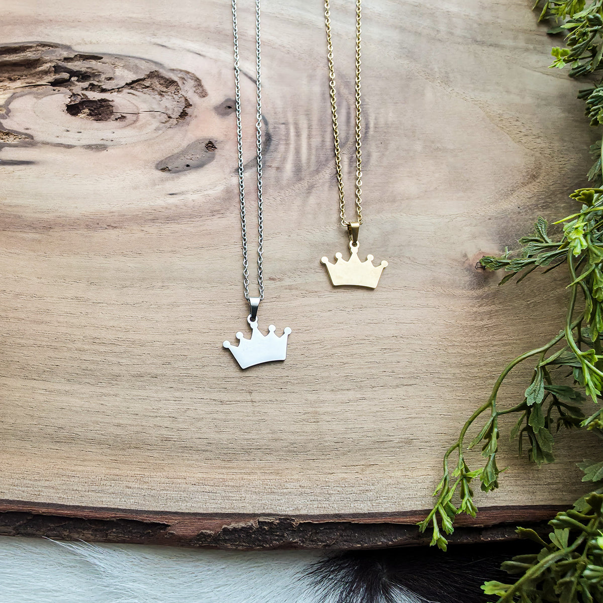 Crown Necklace